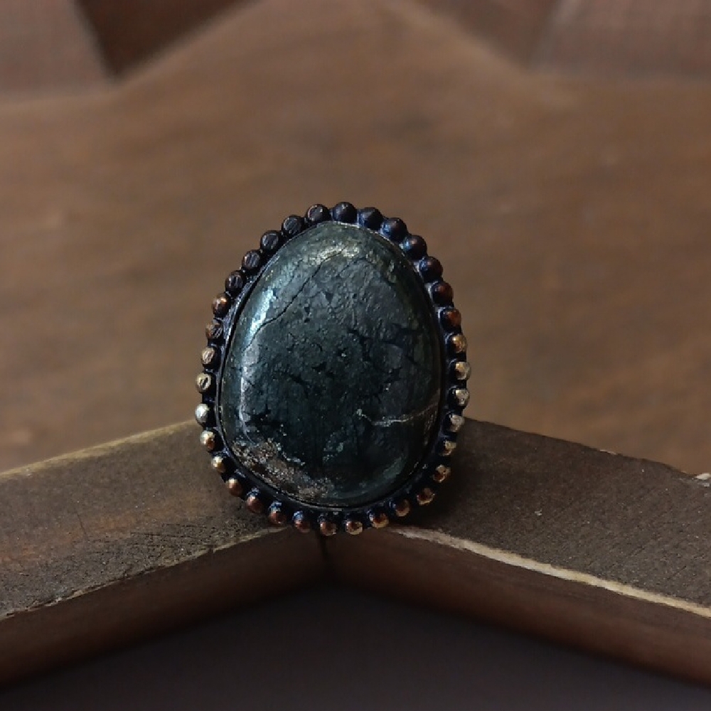 Elegant Black Stone Ring